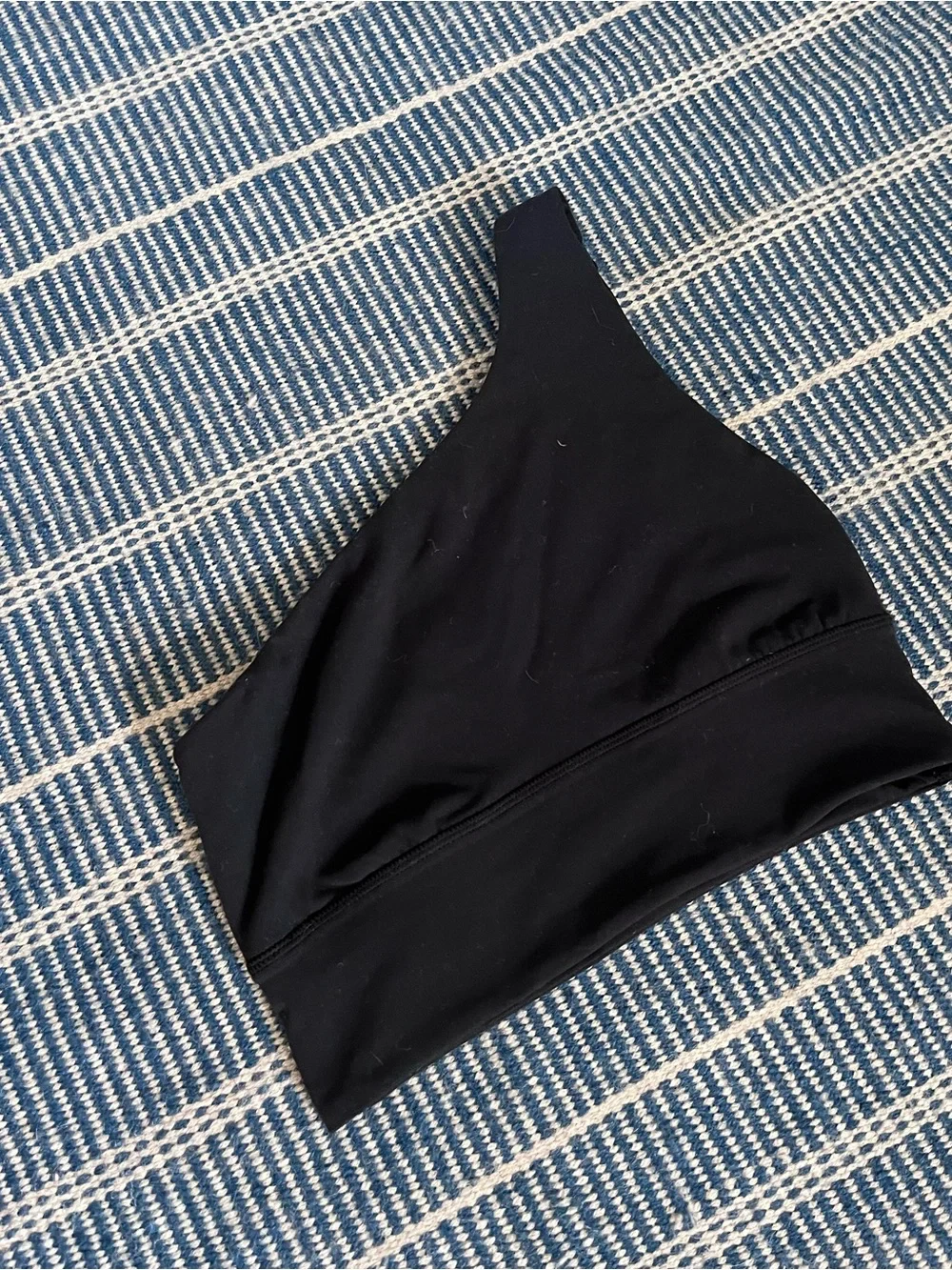 Lululemon One Shoulder Sports Bra Black Size 4